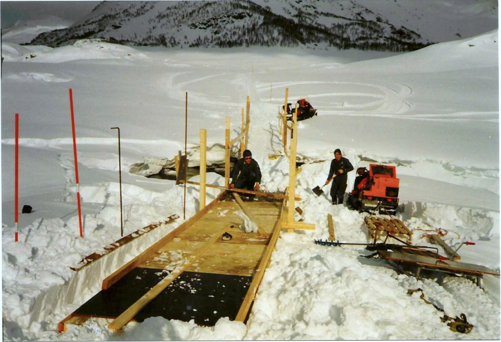 Tidlegare damvoktar Nils Tveito fortel